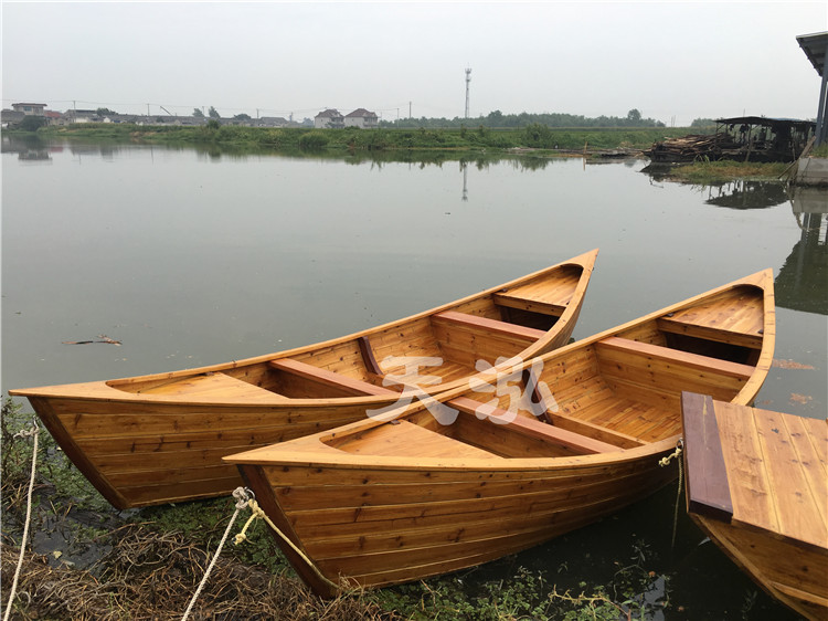 二頭尖木船th018