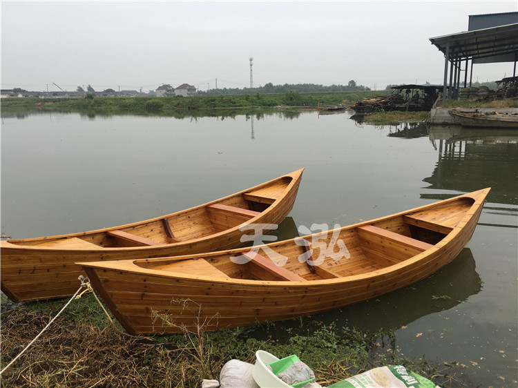 二頭尖木船th018